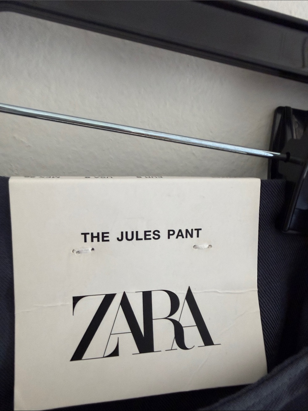 Zara Navy High-Waist Paperbag Cargo Joggers with Belt - Picture 2 of 4